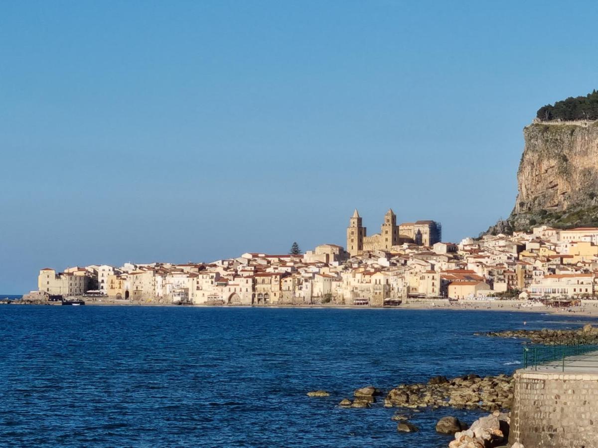 Casa Vacanze Costa 7 Cefalù Eksteriør billede